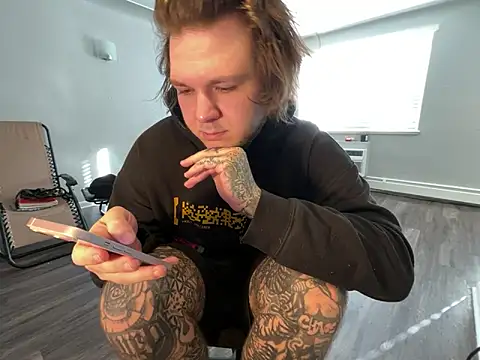 Tatertats online show from 12/13/25, 08:25