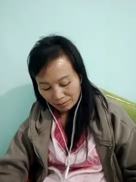 Lili-123k online show from 12/16/25, 01:38