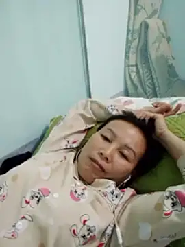 Lili-123k online show from 12/21/25, 02:46