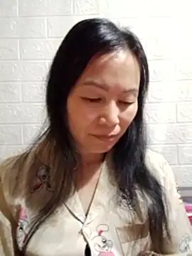 Lili-123k online show from 02/18/26, 04:52