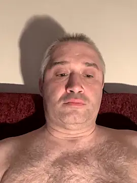 Olomoucak1982 online show from 04/08/26, 05:35