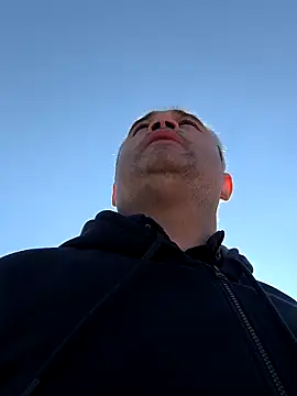 Olomoucak1982 online show from 04/09/26, 02:22