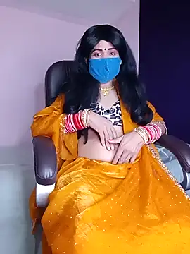 Snapshot of Lovely_Ladyboy_star chatting on 12/21/25, 06:15 Lovely Ladyboy star online show from 12/21/25, 06:15