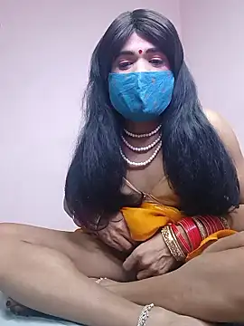 Snapshot of Lovely_Ladyboy_star chatting on 01/05/26, 05:27 Lovely Ladyboy star online show from 01/05/26, 05:27