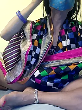 Snapshot of Lovely_Ladyboy_star chatting on 02/14/26, 05:21 Lovely Ladyboy star online show from 02/14/26, 05:21