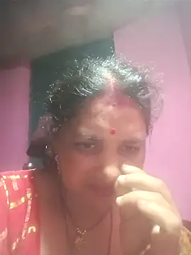 Your-shreya143 online show from 03/30/26, 10:33