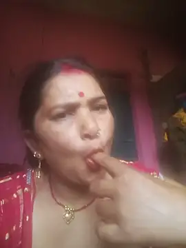 Your-shreya143 online show from 05/25/26, 10:54