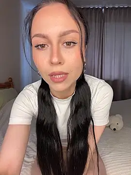 MonicaMercer online show from 04/07/26, 08:04