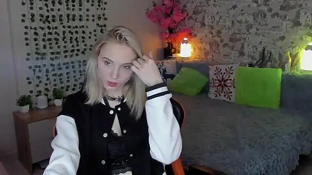Gina Gina love online show from 05/08/26, 12:49