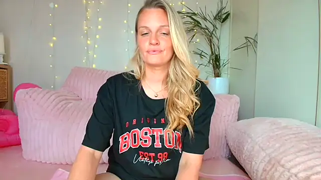 AussieErica online show from 01/09/26, 05:32