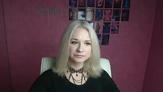 Melodie Aster online show from 04/08/26, 05:51