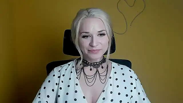 Melodie Aster online show from 04/13/26, 11:27