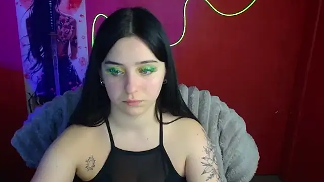 Lilu May online show from 04/15/26, 01:51