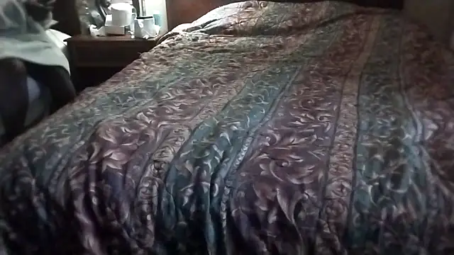 Snapshot of esirdrops3 chatting on 10/26/25, 07:14 esirdrops3 online show from 10/26/25, 07:14