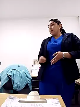 Valeria montana  online show from 01/07/26, 02:41