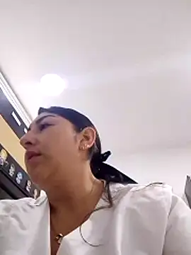 Valeria montana  online show from 02/02/26, 11:31