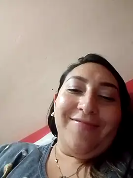 Valeria montana  online show from 02/05/26, 12:37