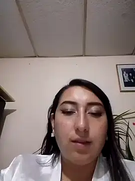 Valeria montana  online show from 02/12/26, 12:16