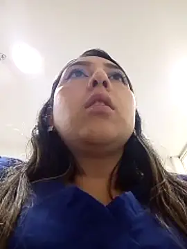 Valeria montana  online show from 02/27/26, 04:40