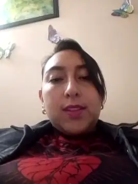 Valeria montana  online show from 05/17/26, 03:15