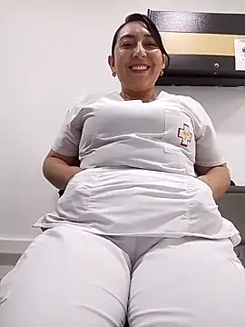 Valeria montana  online show from 05/25/26, 02:45