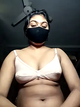 naughtygirl96 online show from 12/03/25, 03:58