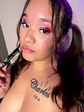 hazelbabeey16 online show from 01/06/26, 01:20