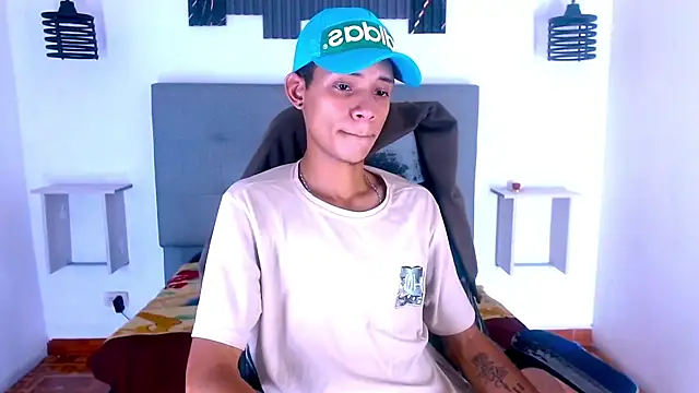 Axel Marcu online show from 12/14/25, 05:51