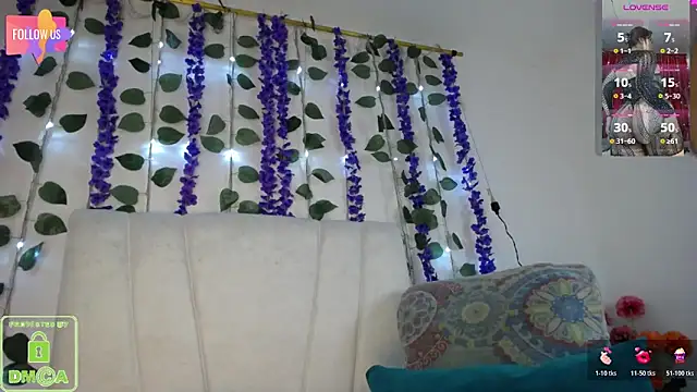 Mia Duque1999 online show from 04/16/26, 09:39