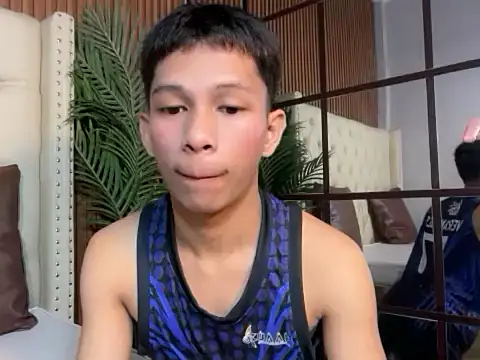 TheBoyAboveYou online show from 05/30/26, 12:41