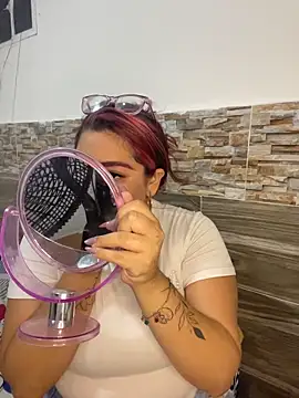 Snapshot of naty_col chatting on 07/18/26, 08:23 naty col online show from 07/18/26, 08:23
