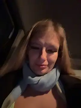 Betsy online show from 02/01/26, 03:54