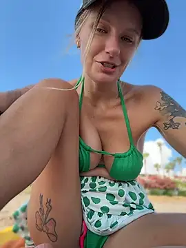Betsy online show from 07/07/26, 03:05