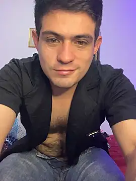 williamsmiiths16 online show from 12/04/25, 12:14