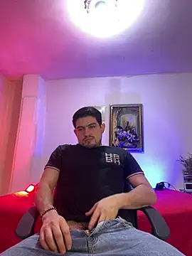 williamsmiiths16 online show from 02/24/26, 12:58