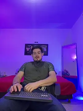 williamsmiiths16 online show from 05/28/26, 11:29