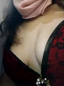 Snapshot of Almas-arabic chatting on 02/21/26, 01:23 Almas-arabic online show from 02/21/26, 01:23