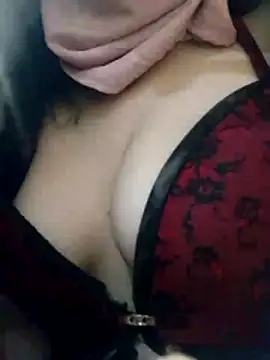 Snapshot of Almas-arabic chatting on 02/23/26, 02:36 Almas-arabic online show from 02/23/26, 02:36