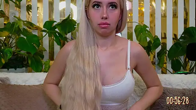 FlowweerGirl online show from 03/05/26, 12:45