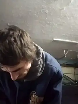 bigjohnson2914 online show from 12/22/25, 04:26