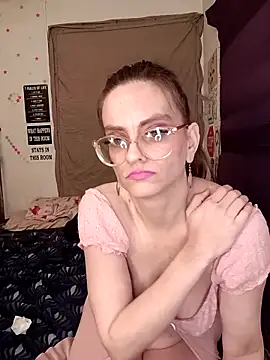 Snapshot of snowbird1117 chatting on 02/13/26, 11:28 snowbird1117 online show from 02/13/26, 11:28