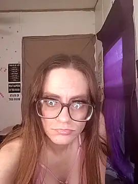 Snapshot of snowbird1117 chatting on 02/17/26, 07:42 snowbird1117 online show from 02/17/26, 07:42