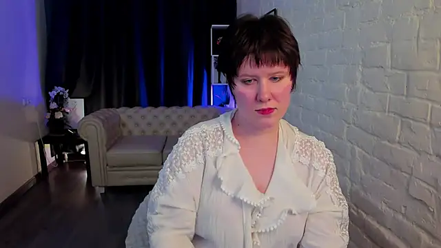 Snapshot of Eveleen_Brown chatting on 12/05/25, 01:52 Eveleen Brown online show from 12/05/25, 01:52