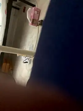 Www-00 online show from 01/18/26, 03:21