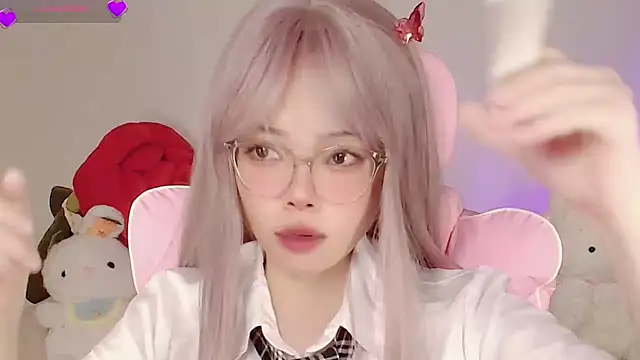 Snapshot of Miyeoonn chatting on 05/19/26, 06:14 Miyeoonn online show from 05/19/26, 06:14