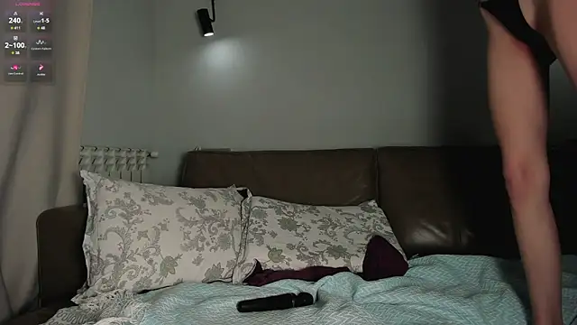 Snapshot of Elizwise chatting on 03/06/26, 05:26 Elizwise online show from 03/06/26, 05:26