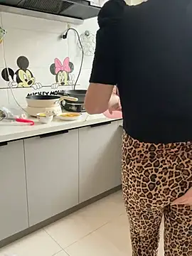 luckybaby666999 online show from 04/06/26, 04:57