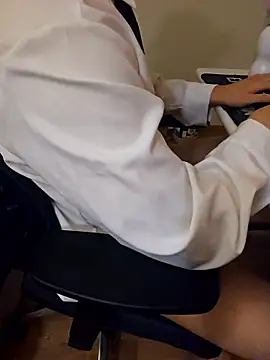 ttkk12132 online show from 12/15/25, 01:37