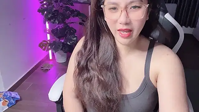 Snapshot of Ni-Ni_2K chatting on 02/19/26, 02:46 Ni-Ni 2K online show from 02/19/26, 02:46