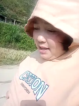 sary-hot2x online show from 12/19/25, 03:02